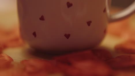 heart-shaped pattern mug