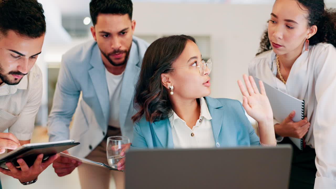 trabajo en equipo, planificación y gerente con una agenda