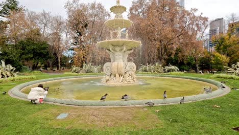 fuente de los jardines botánicos reales en melbourne, australia