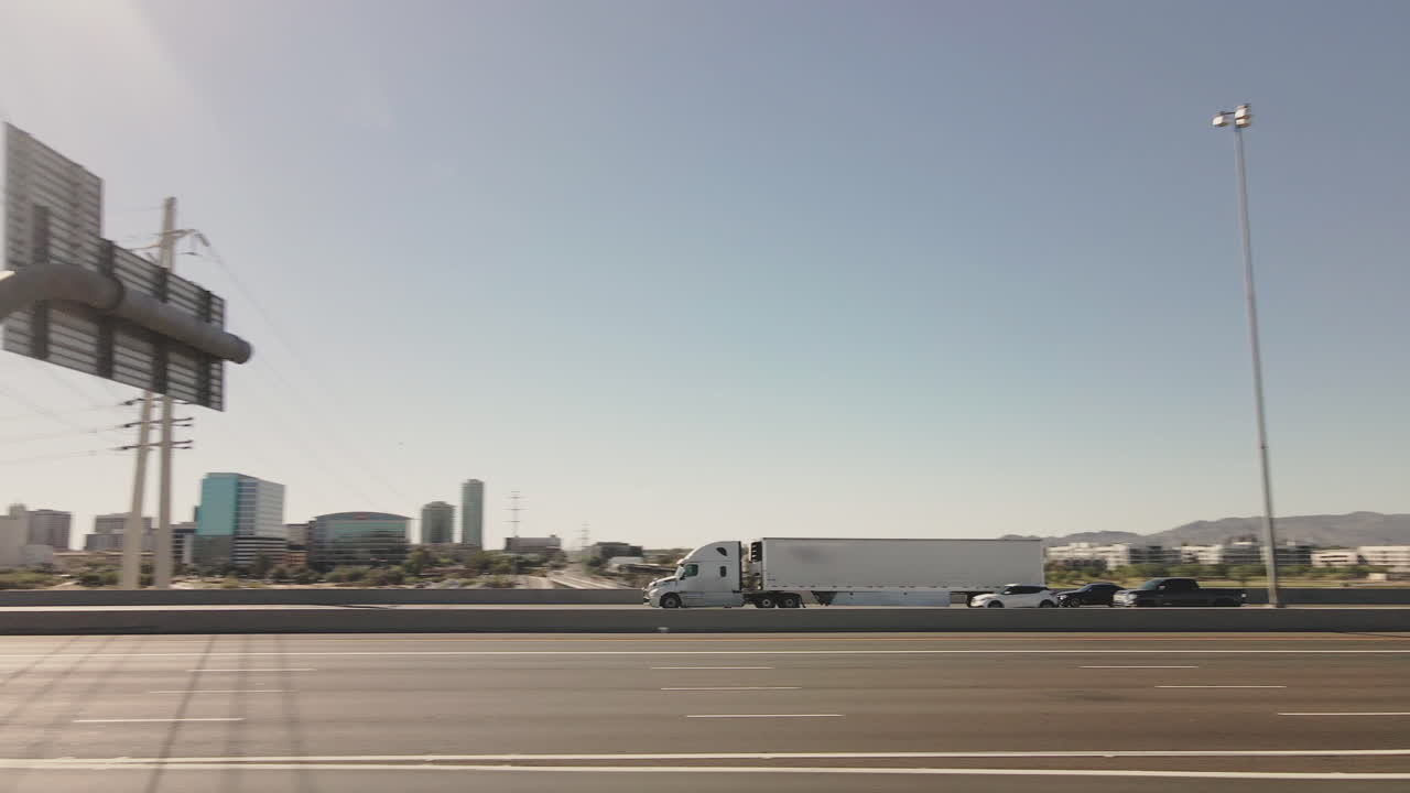 Highway Traffic in the City