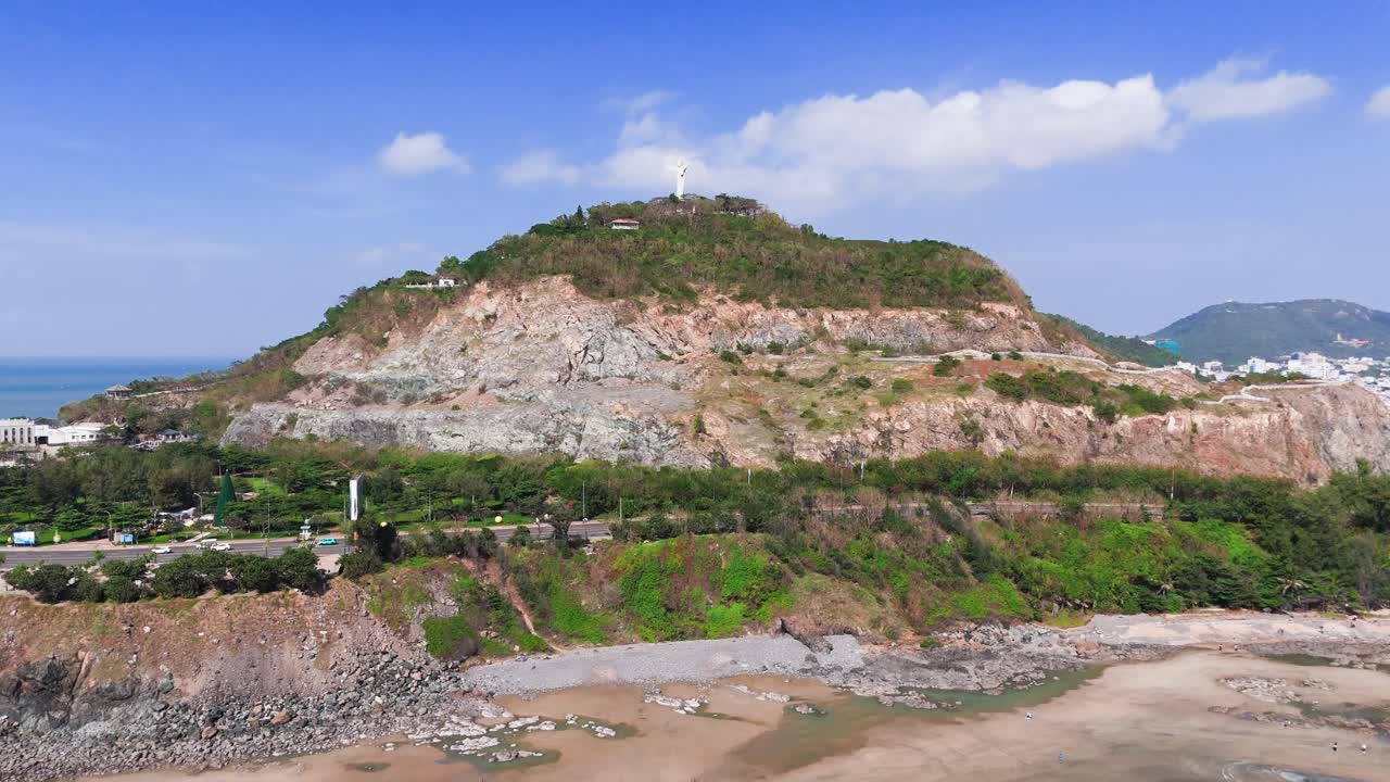 베트남의 타우에 있는 예수 그리스도의 동상 위상.