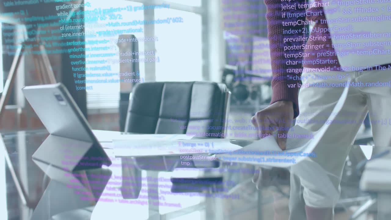 animación del procesamiento de datos sobre un empresario afroamericano en el cargo