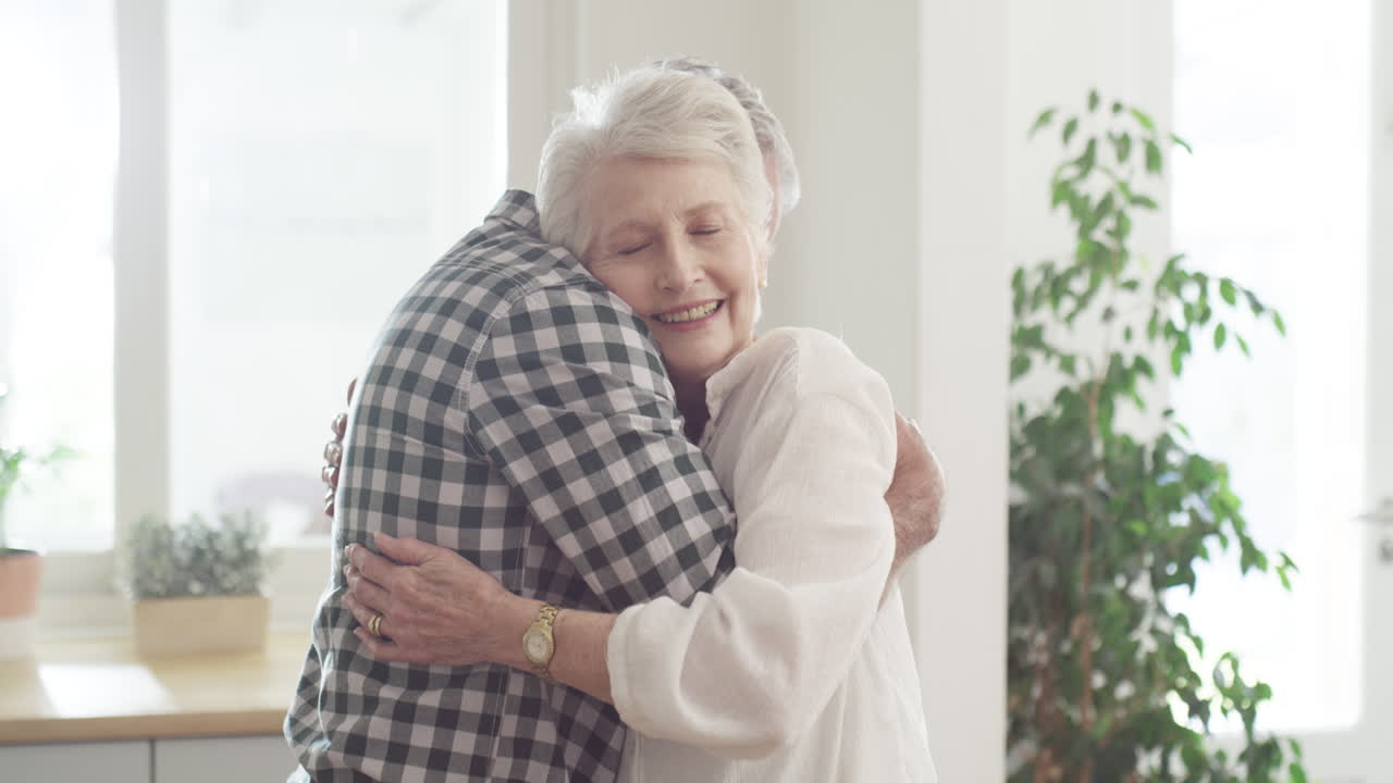 절대 포옹의 힘을 과소평가하지 마세요.