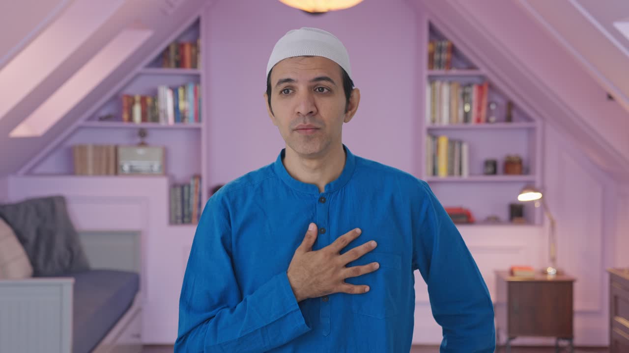 Sairas muslimimies kärsii flunssasta ja yskästä.