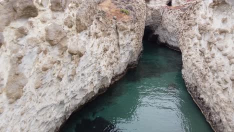 Tour-Por-La-Playa-De-Papafragas-En-Milos