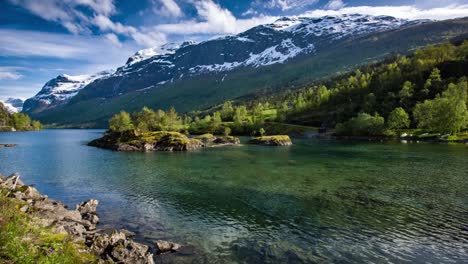 Wunderschöne-Natur-Norwegen.