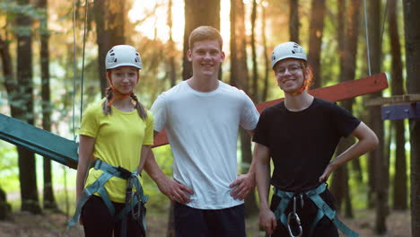 Menschen-Im-Abenteuercamp