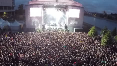 Ein-Open-Air-Nachtkonzert