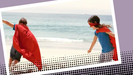 hermanos vestidos con trajes de superhéroes en la playa