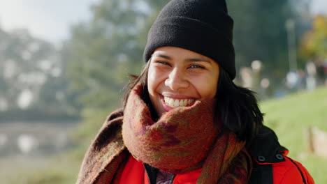 Portrait-of-woman-in-nature