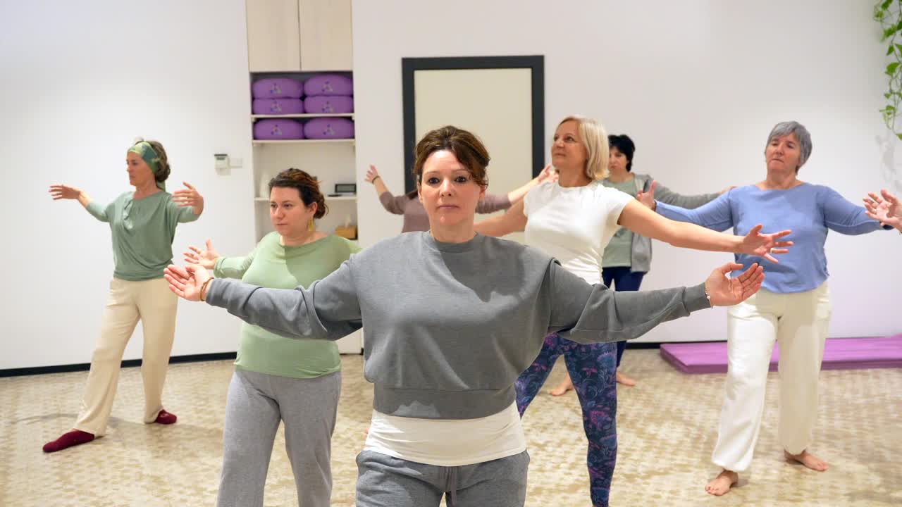 Skupinové cvičení Tai Chi