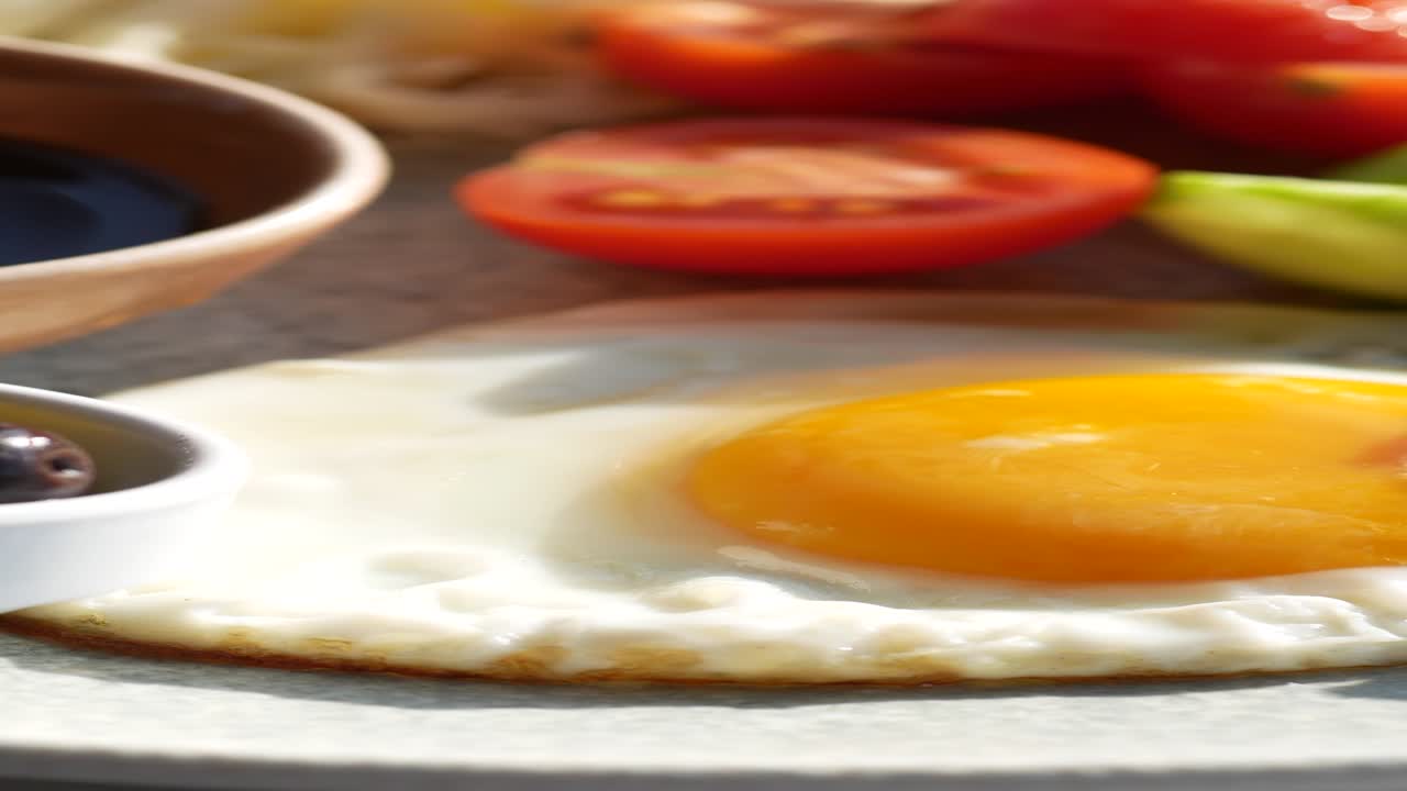 Sarapan Telur Goreng dengan Sayuran