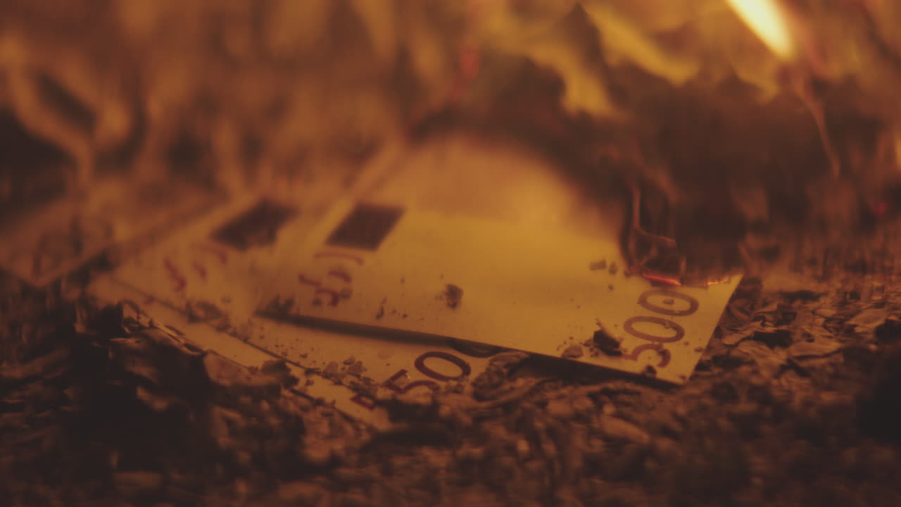Burning 500 Euro Bills