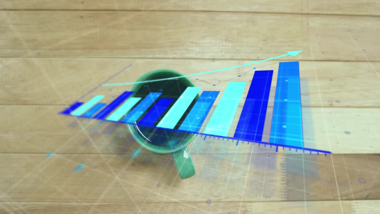 animación de una flecha en un gráfico en crecimiento, vista aérea de una taza de café en una mesa de madera