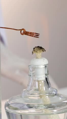 combustión del alambre de cobre en la reacción de oxidación de la acetona