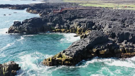 una hermosa costa en islandia