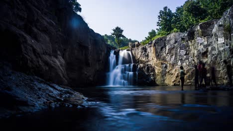 Awesome-landscape-of-Zarwani-waterfall,-Dhirkhadi,-Gujarat