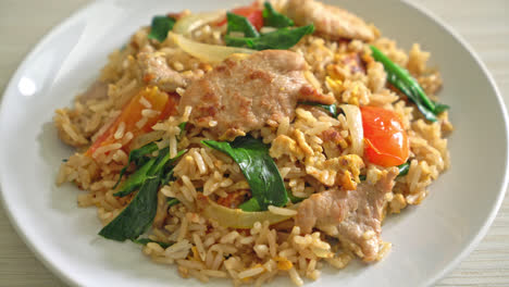 Fried-rice-with-pork-on-plate