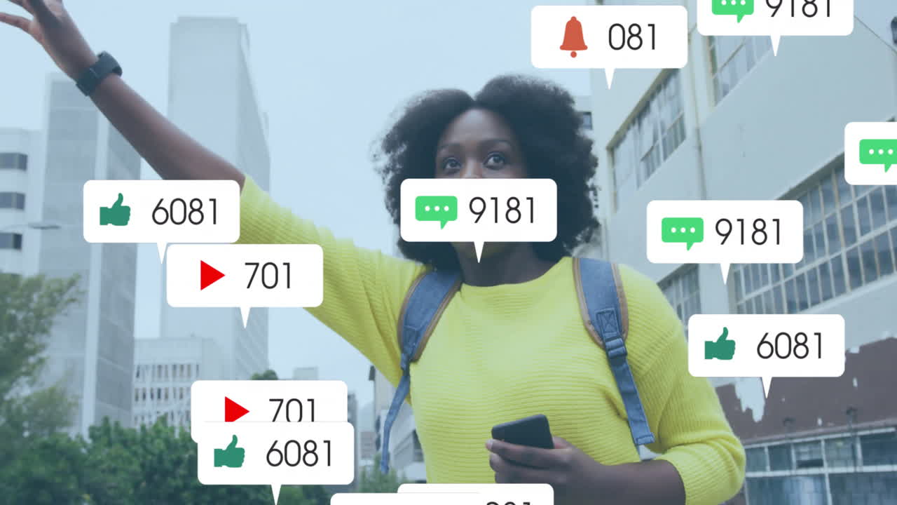 animación de iconos de los medios sobre una mujer afroamericana que llama a un taxi en la ciudad