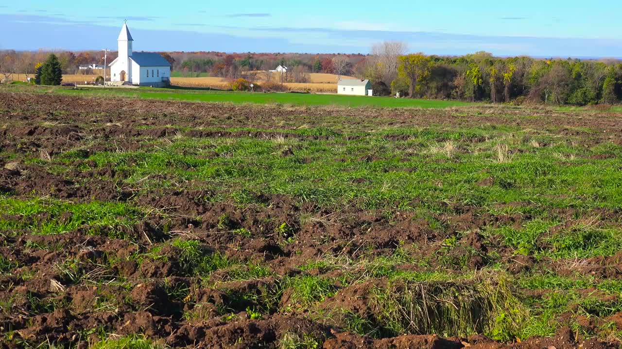 시골의 예쁜 하얀 교회 1