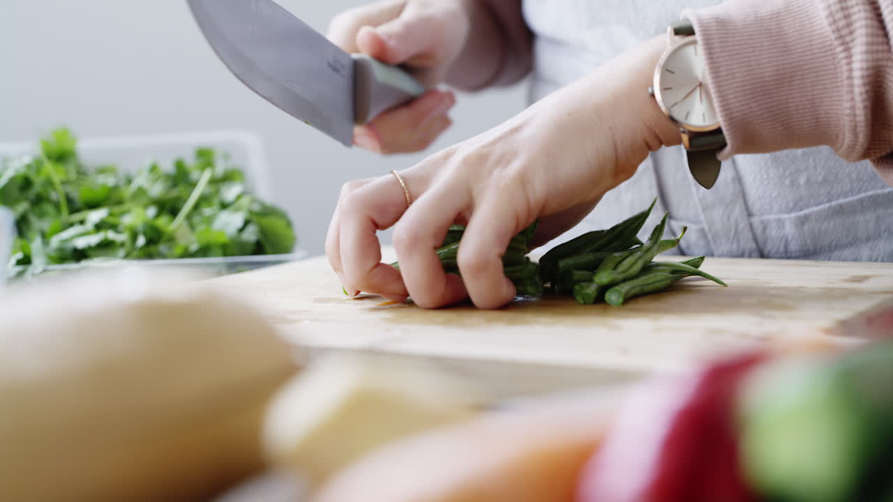 초록색을 잘라내고