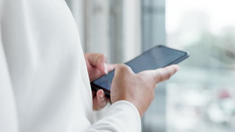 Phone,-typing-and-hands-of-person-in-office-online