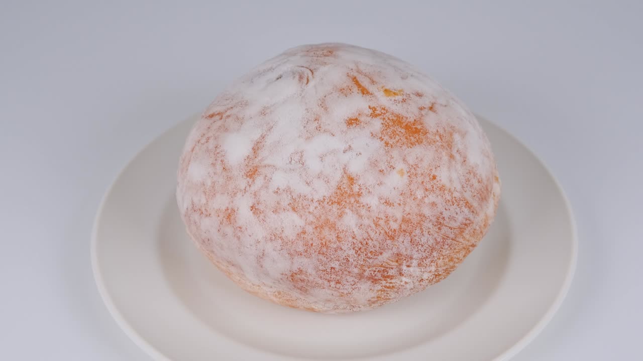 японская еда и пончик