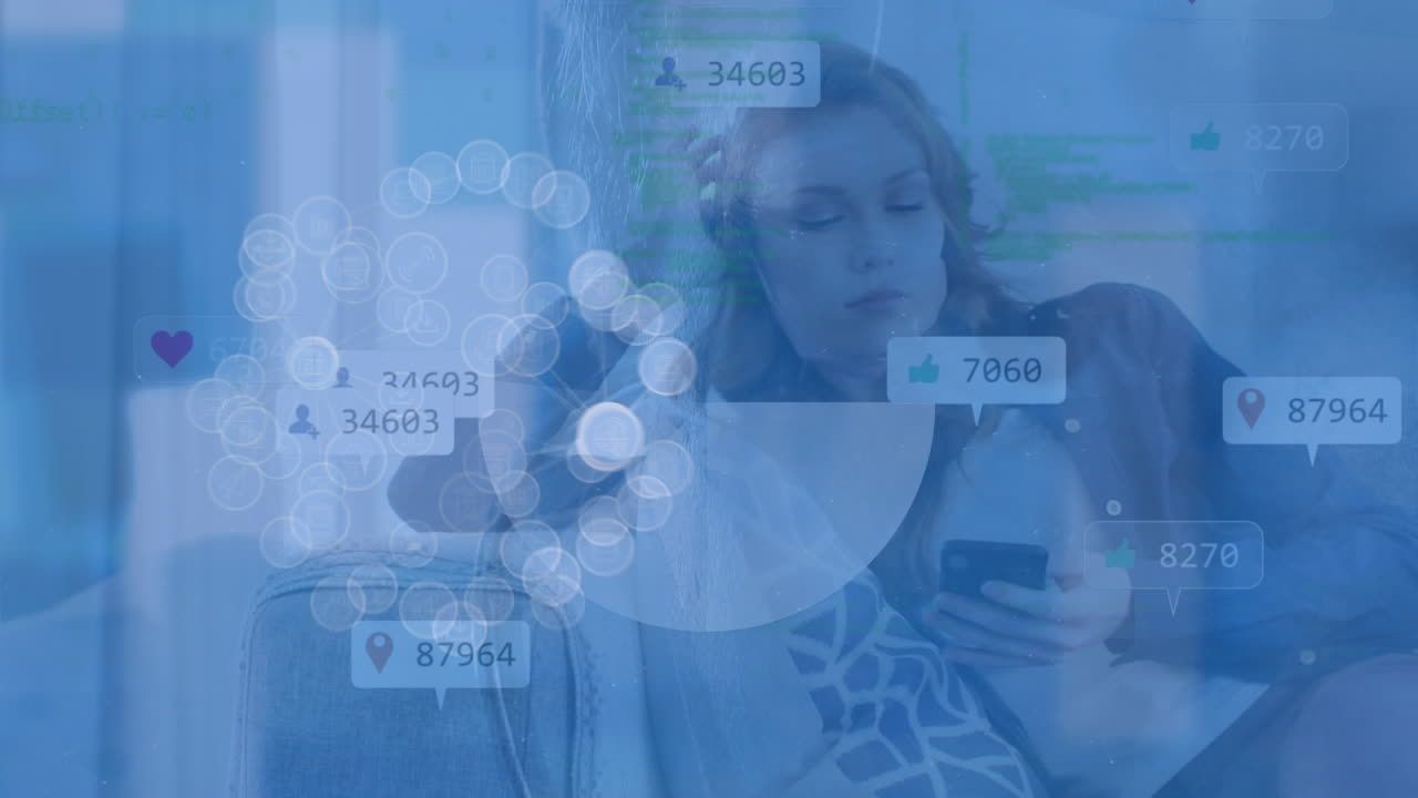 animación de la red de conexiones con iconos sobre mujeres caucásicas que usan teléfonos inteligentes