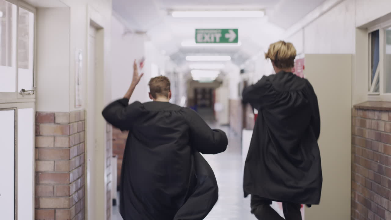 한 문이 닫히면, 훨씬 더 많은 문이 열립니다.