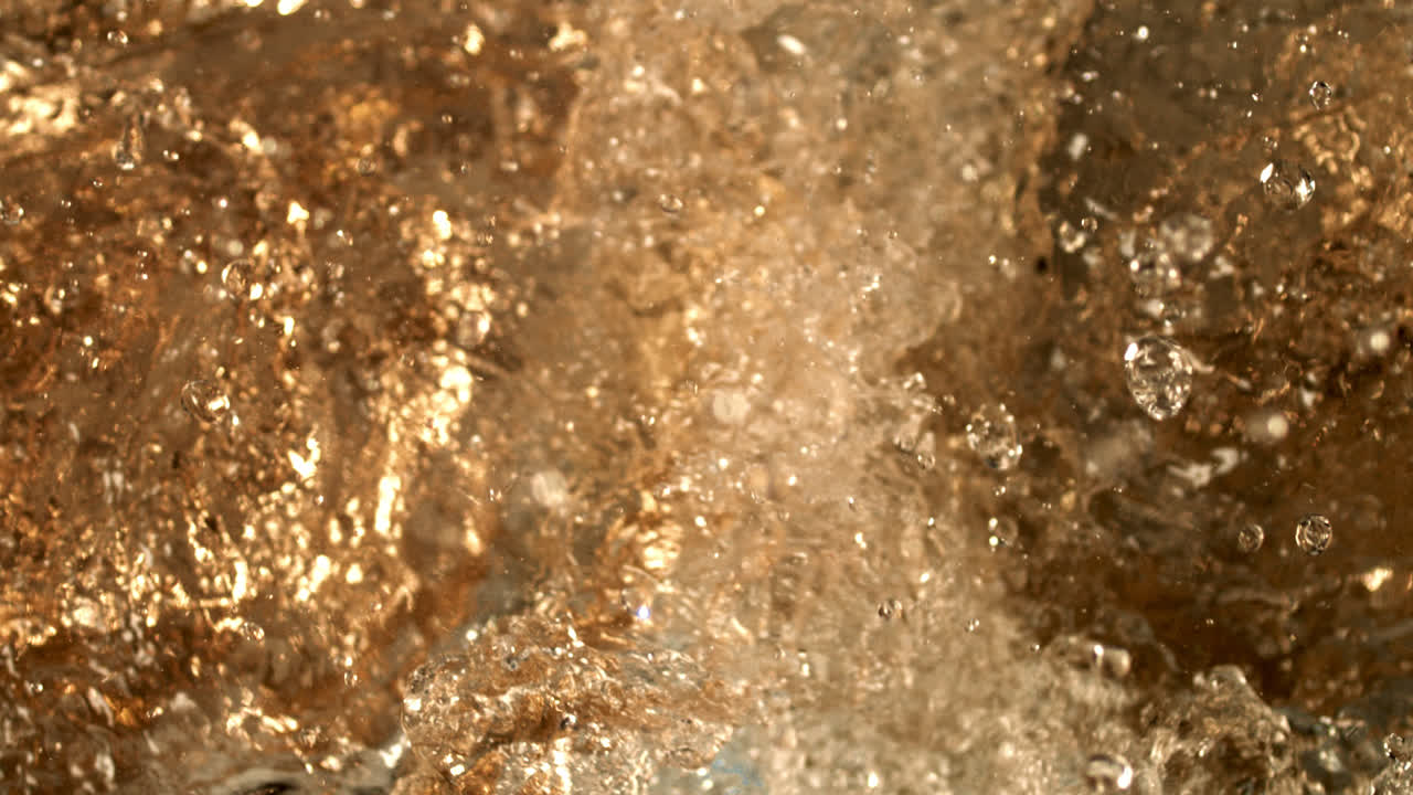 육즙과 건강한 콜드 프레스 신선도 폭발