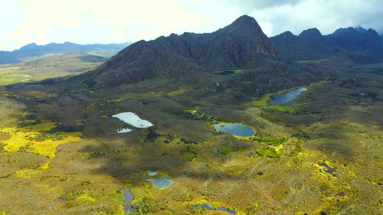 чудеса сумапас-парама простираются далеко за пределы его потрясающих пейзажей