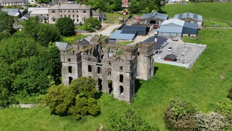 castillo de raphoe, condado de donegal, irlanda, junio de 2023