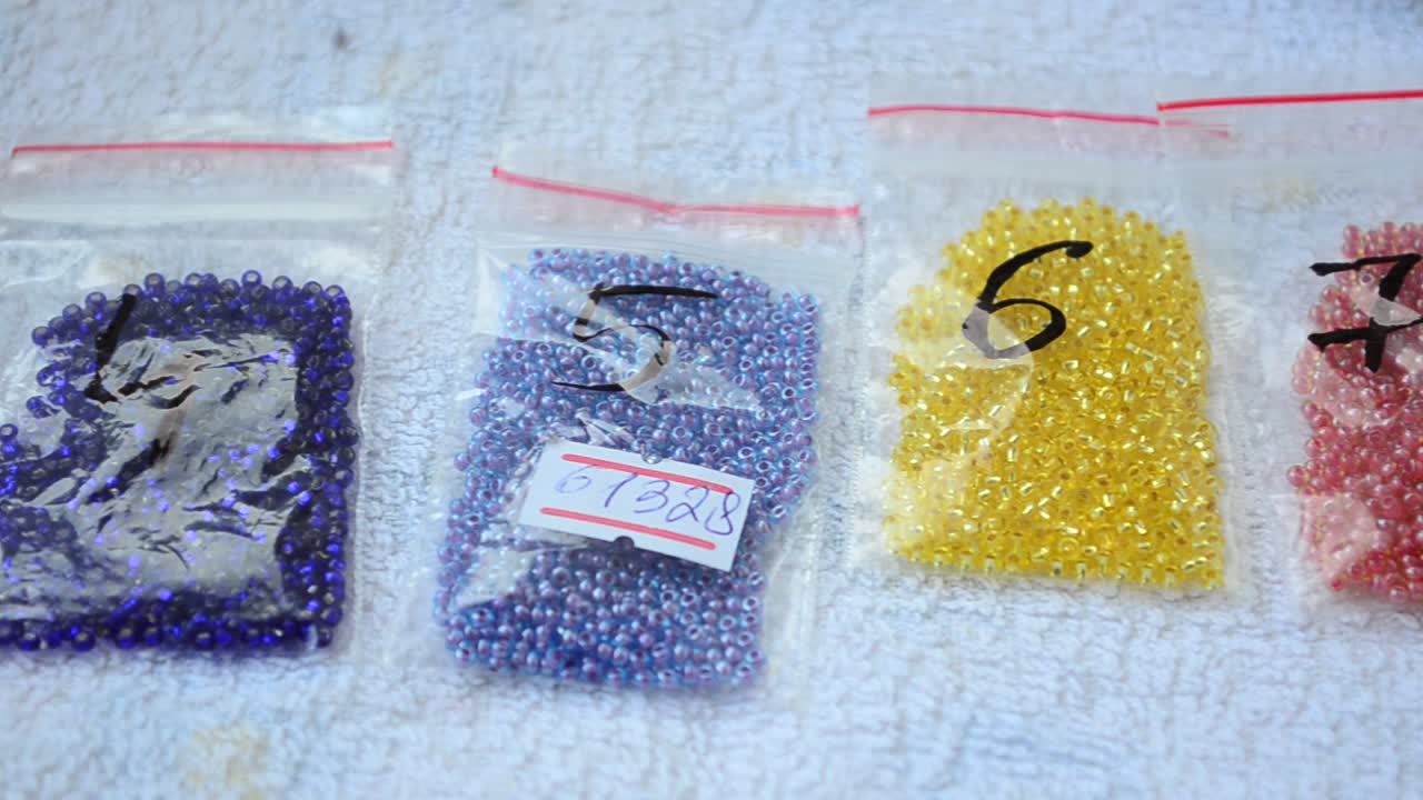 Sække med perler. Sække med perler, optagelse med instruktion