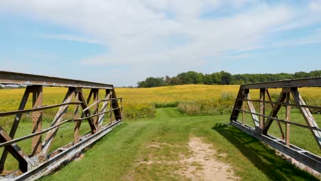 Luftaufnahme-Des-Ländlichen-Farmlandes-Im-Mittleren-Westen-01