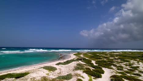 Dunas-De-Arena-A-Lo-Largo-De-La-Costa-De-Aruba