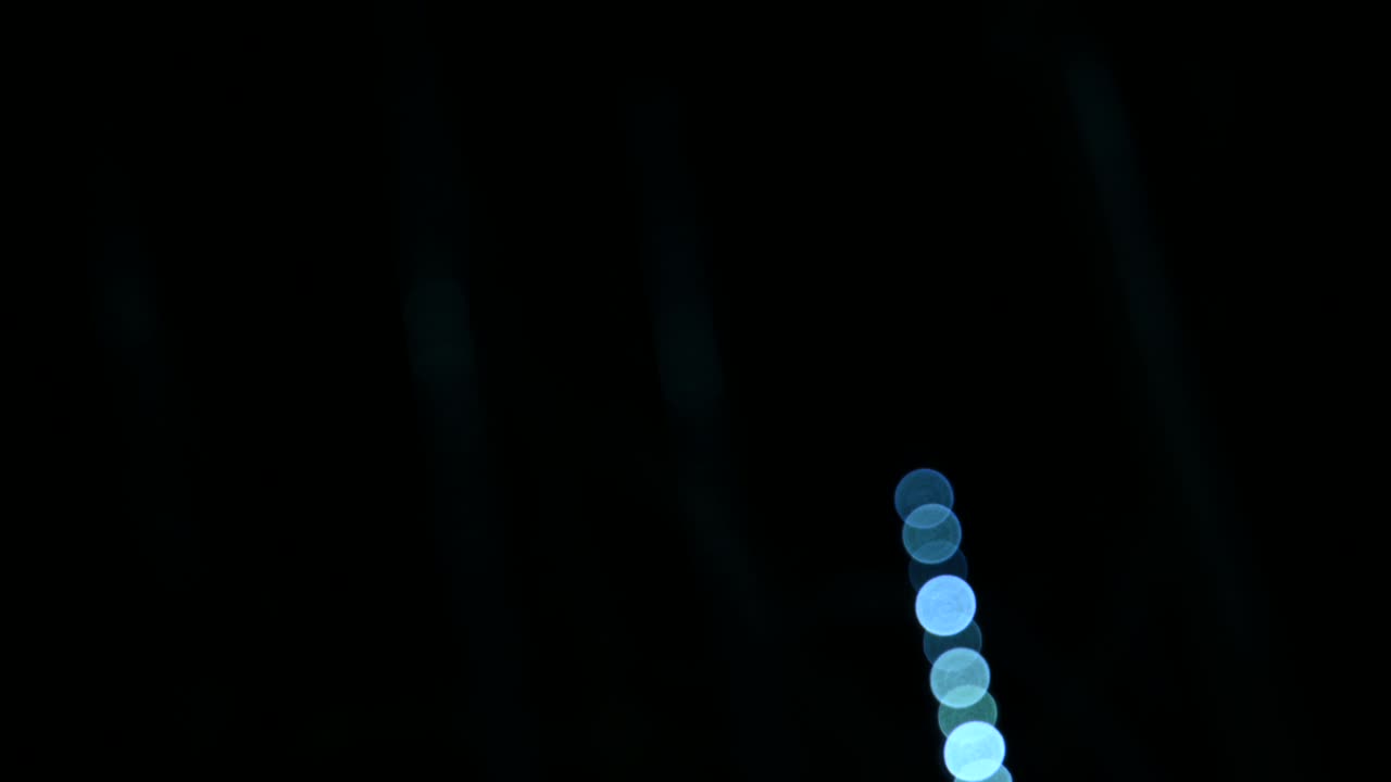 블루 크리스마스 라이트 (bokeh falling)