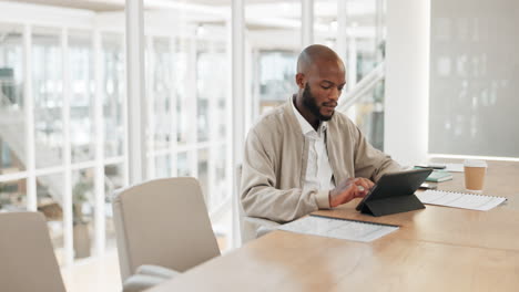 Businessman-thinking,-working-with-tablet