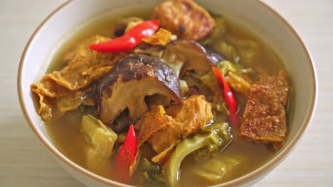 boiled-pickled-cabbage-and-bitter-gourd-soup---Asian-and-vegan-and-vegetarian-food-style