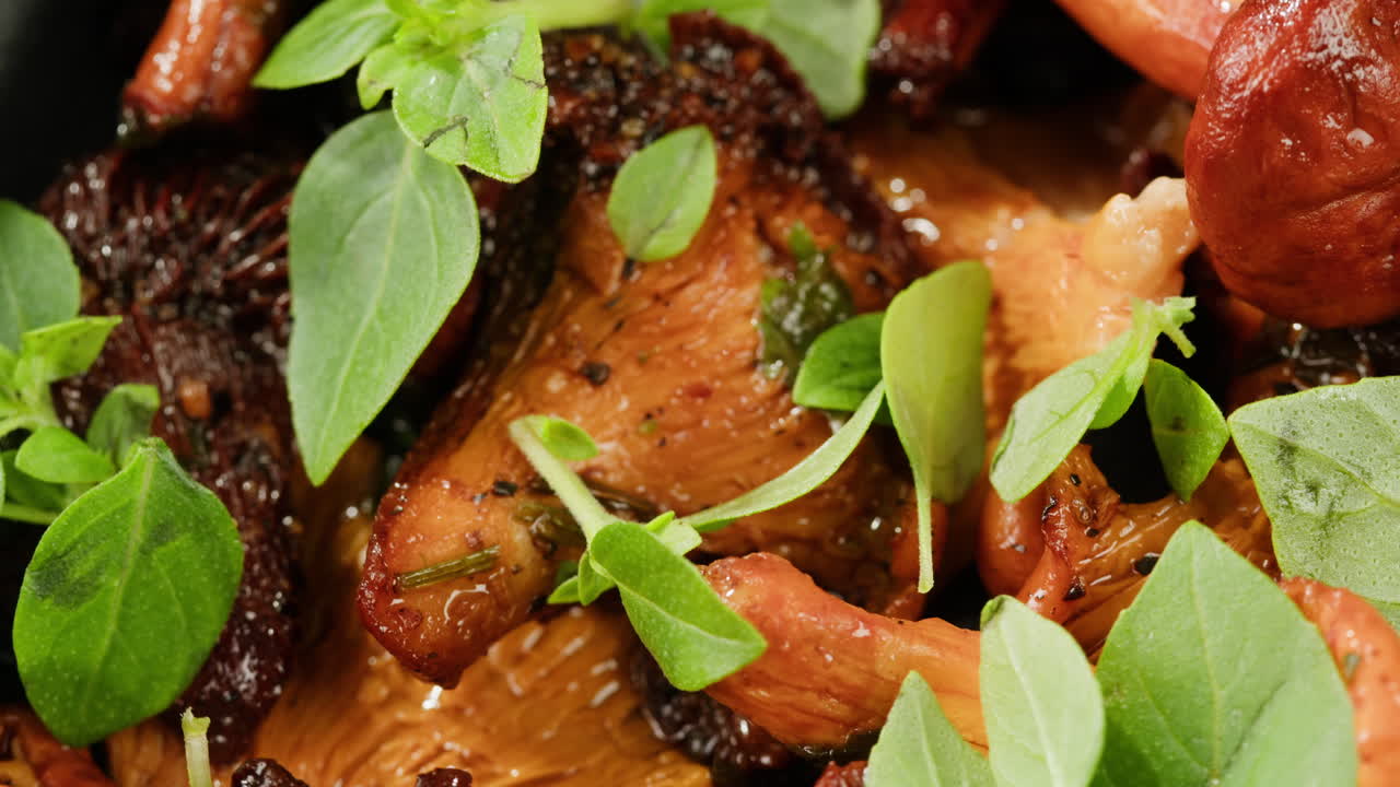 Roasted Mushrooms with Basil