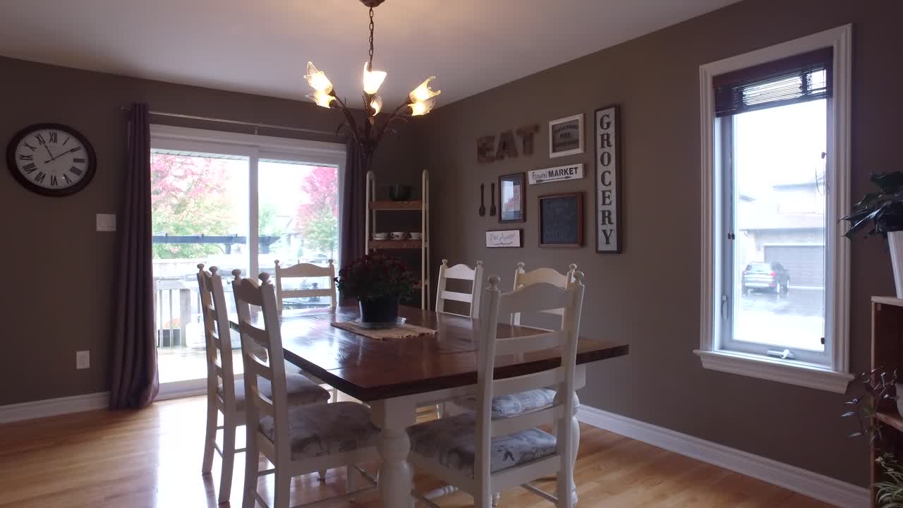 세련된 가족 식당 pov enter