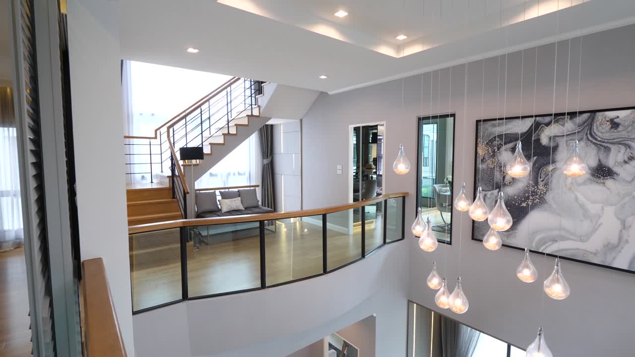 Nicely Decorated Duplex Home Deocration Idea