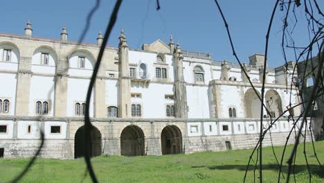 Building-Cathedral-Church-Convent-Heritage-Fore-Front-Travel-People-Morning-Sunny-Old-Building-Portugal-Tomar-Stones-Stone-Wall-Shoulder-Shot