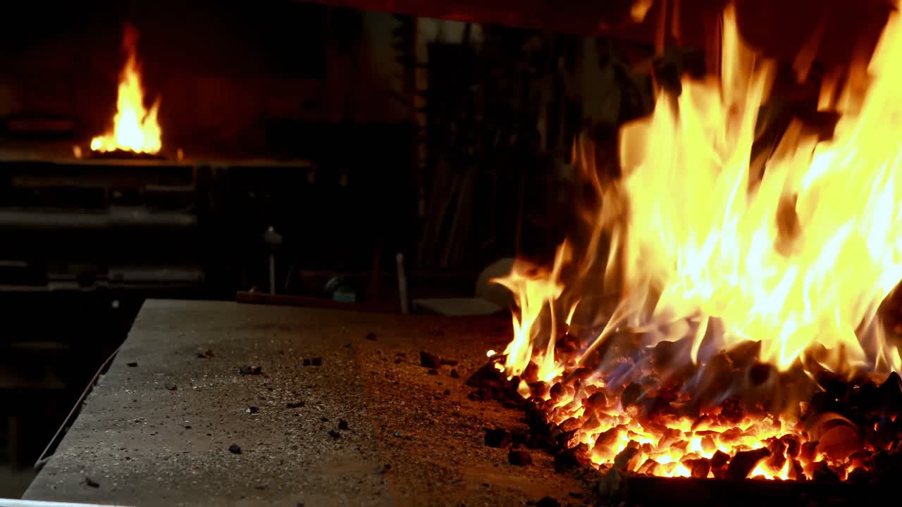 chimenea en el taller 4k