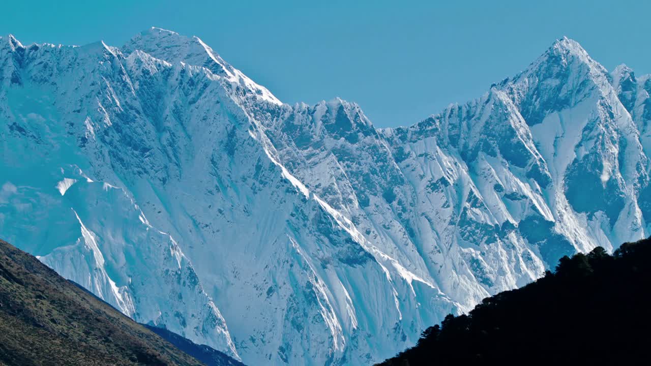 에베레스트와 로체의 전망