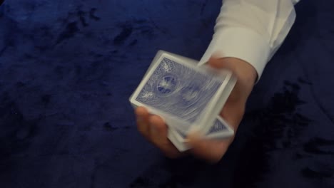 splitting the desk with left hand