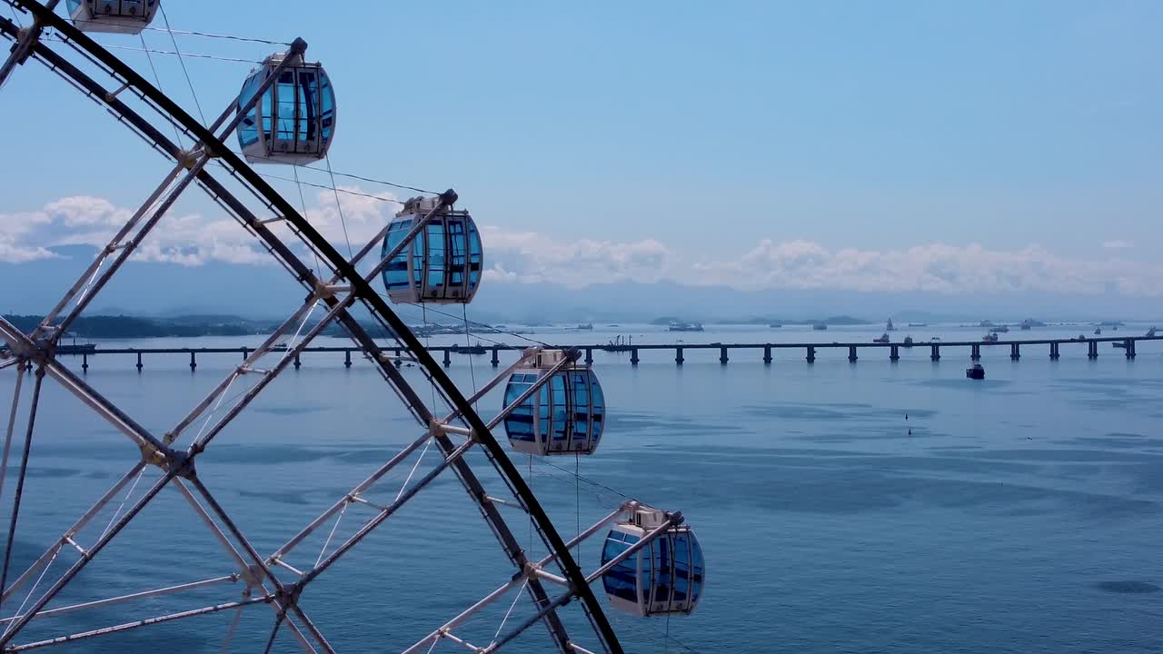 리오데자네이루 시내의 랜드마크의 공중 풍경, 리오스타 관광 명소, 유명한 리오 니테로이 다리, 브라질의 리오데사네이루.