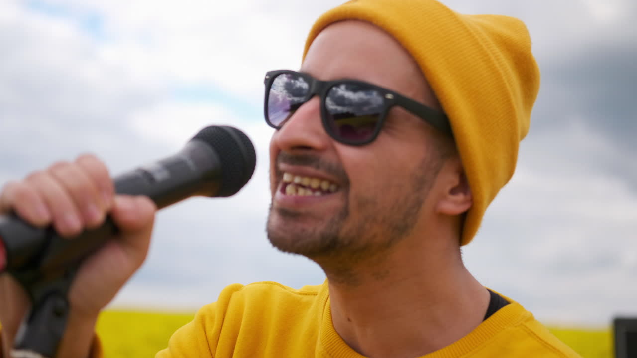 그들은 노래하고