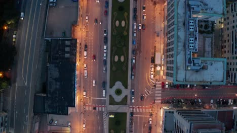 Kreisverkehr-In-Der-Stadt-Genua,-Italien