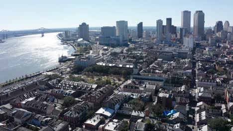 Wide-aerial-panning-shot-of-the-French-Quarter-and-downtown-New-Orleans