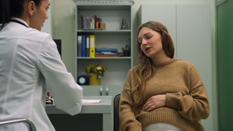 patient talking with doctor